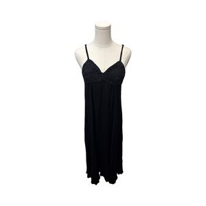 Sun-drenched Crochet bust strappy maxi dress - size S/M